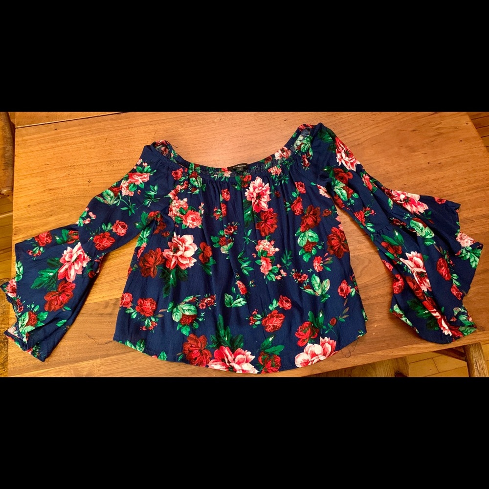 Off the shoulder bell sleeve top